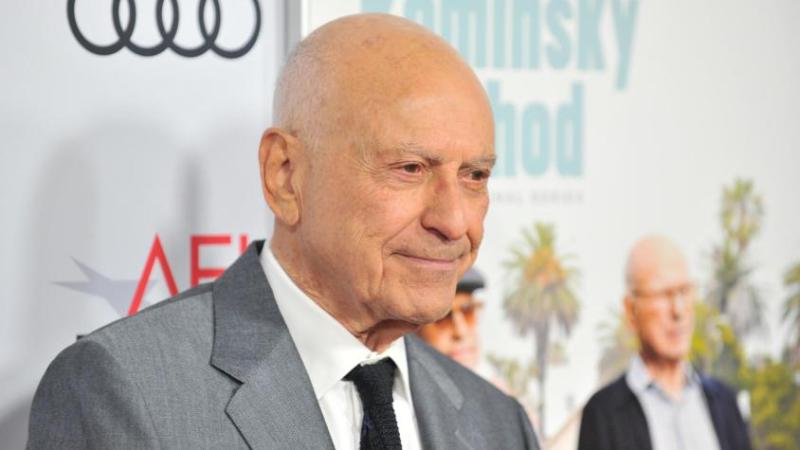 AFP - Alan Arkin (famosos)