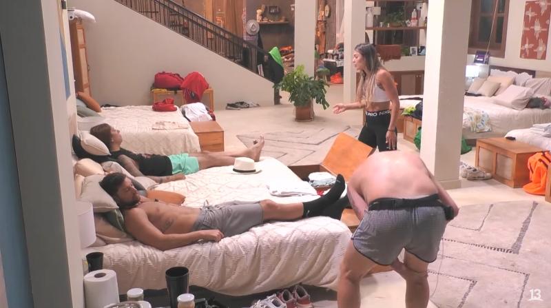 Canal 13 - Chama y Botota hablando de Angélica Sepúlveda