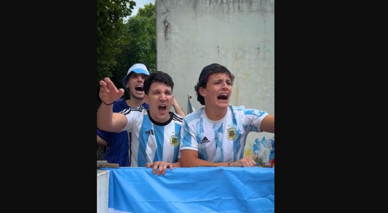 "El que no salta también es crack": el viral video de cómo serían los "hinchas empáticos"