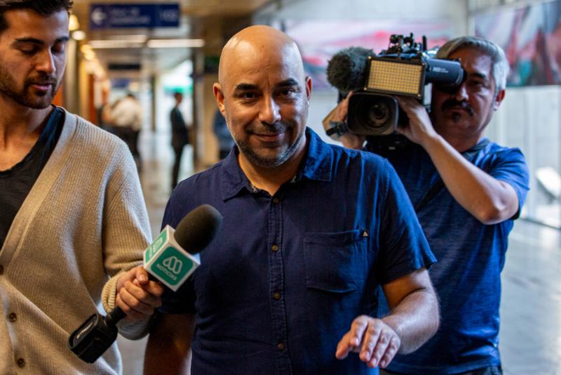 Agencia Uno - Formalización de Karina Oliva y Jorge Ramírez