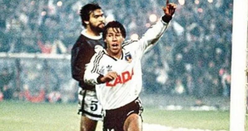 Leonel Herrera fue el autor del último gol de Colo Colo en la final de la Copa Libertadores 1991 / Archivo