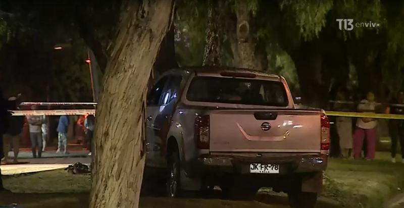 Iba conduciendo una camioneta: hombre muere baleado desde una moto en Maipú