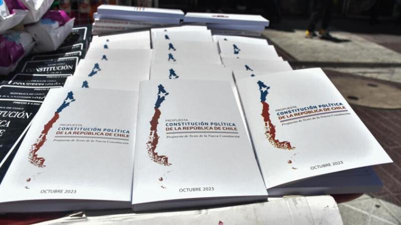 Expresidenta Michelle Bachelet: "En muchos puntos, esta Constitución (propuesta) es peor que la del 80"