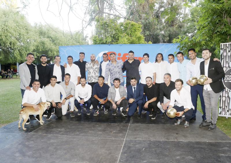 El Sifup le entregó el Sexto Fondo de Retiro a 26 ex futbolistas / Sifup