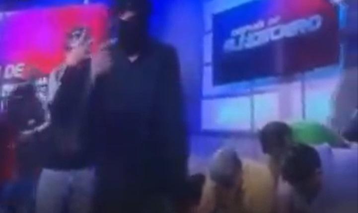 Twitter - Hombres armados ingresan a canal de televisión en Ecuador