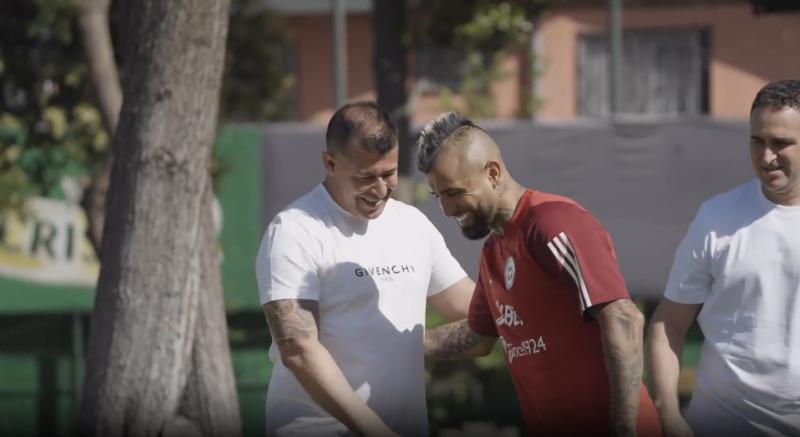 Instagram/laroja - Jorge Almirón y Arturo Vidal