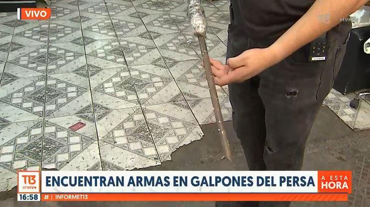 T13 - Incautan arma blanca en fiscalización en Barrio Franklin