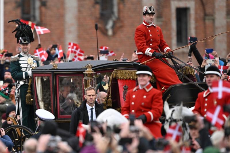 Federico X se convierte en el nuevo rey