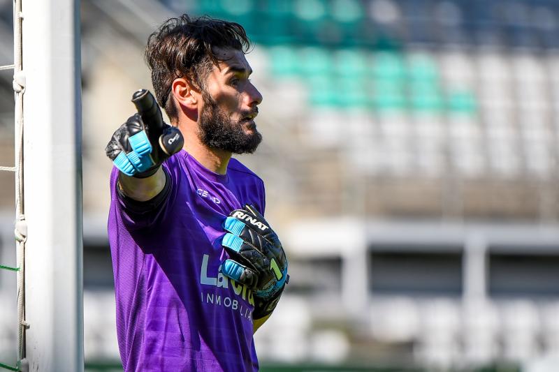 Paulo Garcés no jugará por Deportes Linares tras el accidente de su hijo / Créditos: MARCOS MALDONADO / AGENCIAUNO