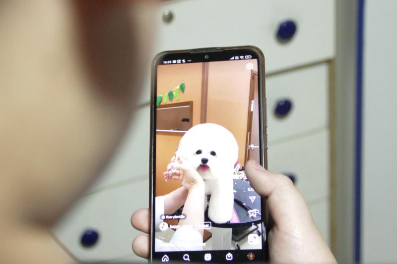 Agencia Uno - Uso de celular en niños