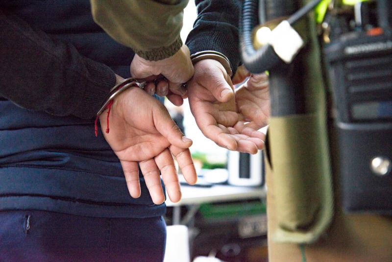 Agencia UNO - Las Condes: cuatro detenidos tras intento de robo a dos mujeres