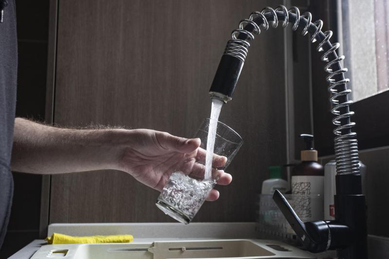 Agencia Uno - Corte de agua de 32 horas en tres comunas de la región Metropolitana