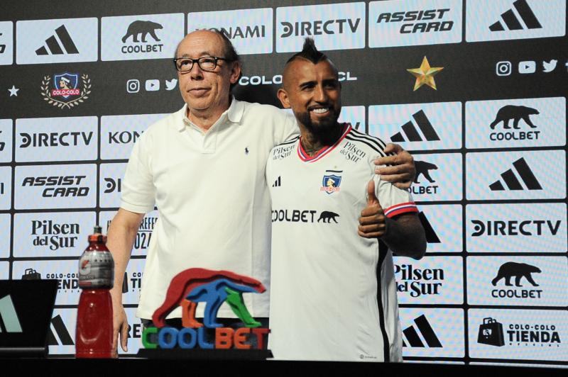Agencia Uno - Se puede dar el debut de Arturo Vidal con Colo Colo