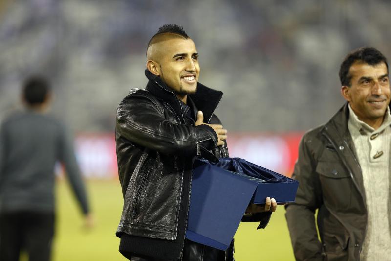 Arturo Vidal apuntó a los chilenos que vienen a retirarse al país. Imagen: Agencia Uno.