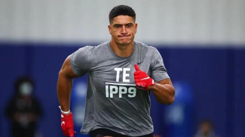 Sammis Reyes regresaría este 2024 a la NFL tras un breve retiro / Instagram