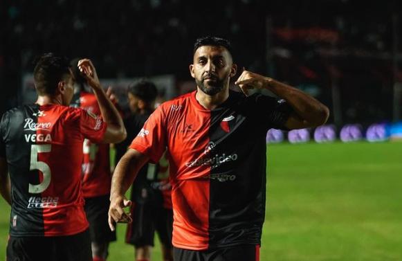 Ramón Ábila está en carpeta de U de Chile - Crédito: @wanchope_abila9