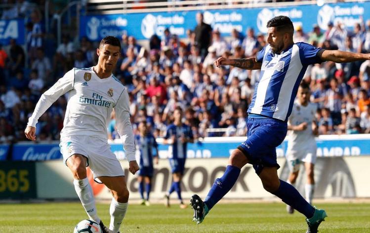 Guillermo Maripán dejó la UC y arribó a Alavés a mitad de 2017 - Crédito: @gmaripan