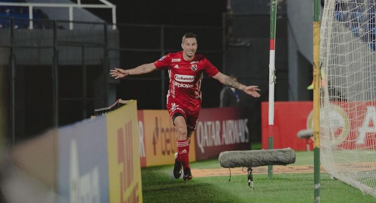 Luciano Pons se acerca a U de Chile - Crédito: @luchopons9