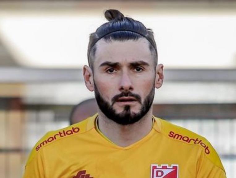 Paulo Garcés es seguido por Deportes Linares - Crédito: @paulo_halcon