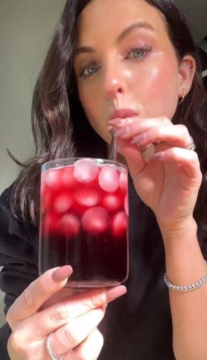 Captura @lainiecooks - Cóctel viral de TikTok