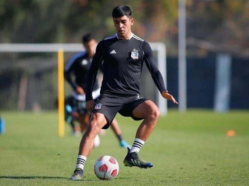 El es Diego Ullua, defendor de Colo Colo que se irá a préstamo a Unión La Calera / CC