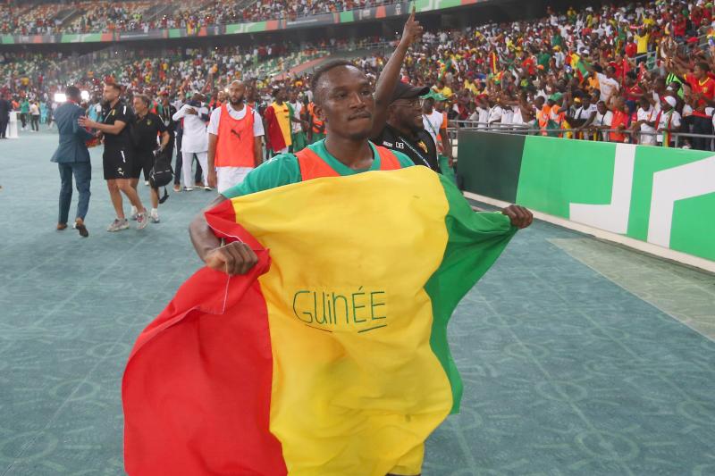 Guinea aprovechó la expulsión de Federico Bikoro para avanzar en la Copa de África / TWITTER