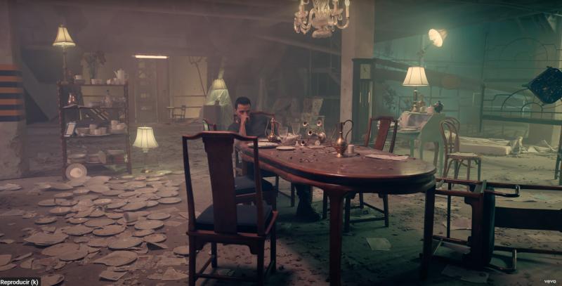 Luis Fonsi sorprende a sus fans con canción inspirada en Chile - YouTube