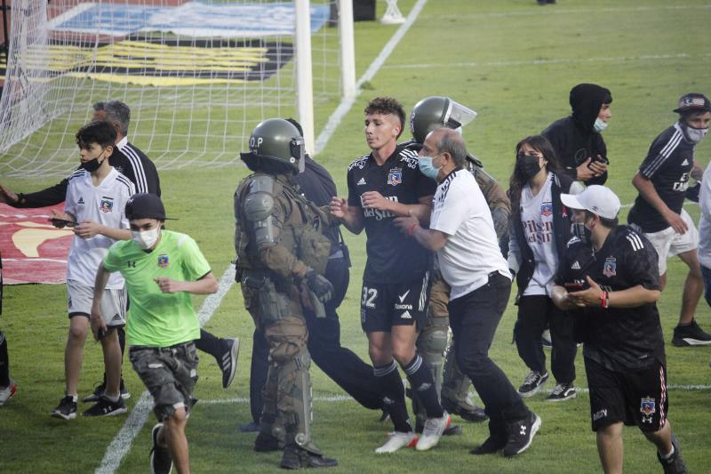 Deportes Antofagasta deberá pagar la multa más cara en la historia del fútbol chileno por desmanes ante Colo Colo. / Photosport
