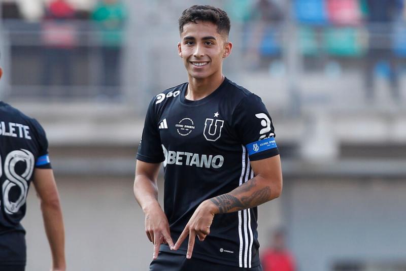 Lucas Assadi termina contrato en U de Chile a finales de diciembre - Crédito: Photosport.
