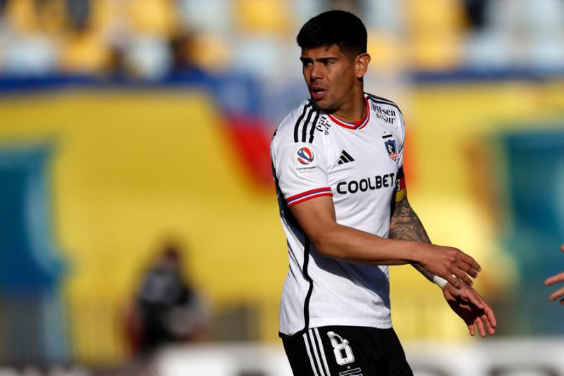 Esteban Pavez destacó a Jorge Almirón en Colo Colo - Crédito: Photosport.