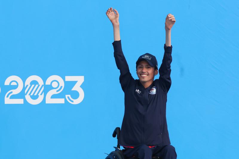 Alberto Abarza fue el deportista del Team Chile que más premios en dinero obtuvo durante 2023 / Photosport