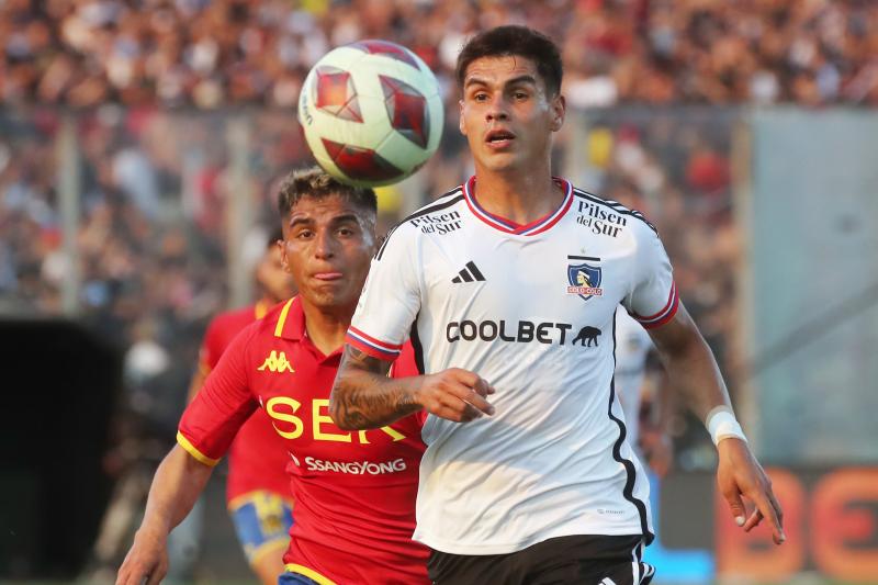 Erick Wiemberg seguirá un año más con Colo Colo - Créditos: Photosport