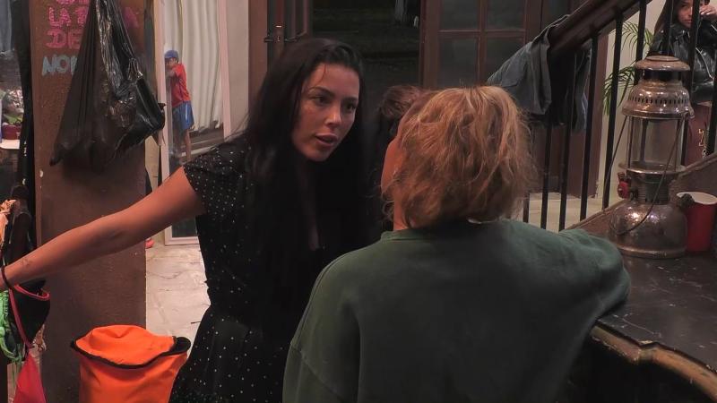 Canal 13 - Pelea entre Dani Castro y Daniela Aránguiz