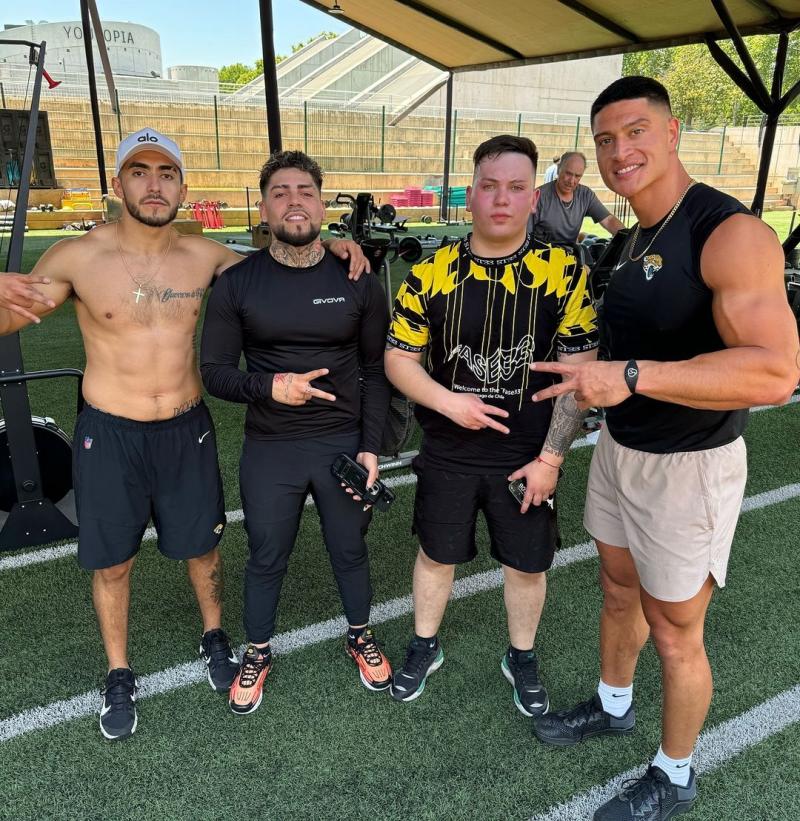 Sammis Reyes sigue en una intensa pretemporada para volver a la NFL - Créditos: Instagram @sammisreyes