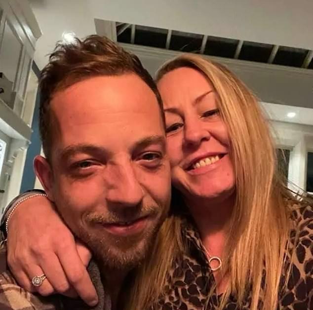 Facebook - James Morrison y su esposa Gill Catchpole