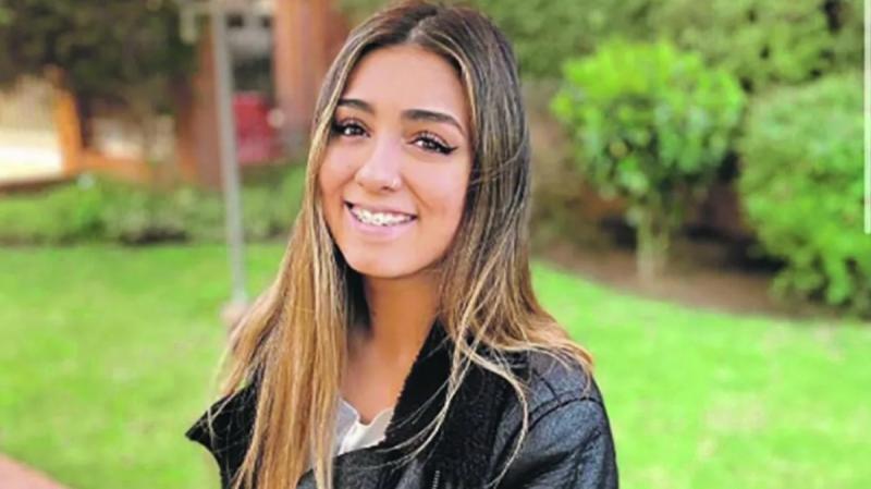 Redes Sociales - Anahí Espíndola