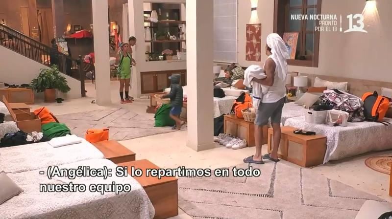 Canal 13 - Botota pelea con Dani Castro en Tierra Brava