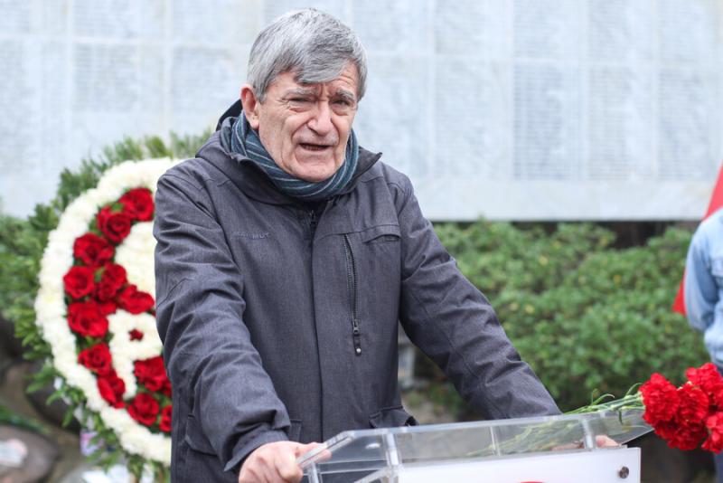 Agencia Uno - Camilo Escalona propone a Marcel como candidato presidencial