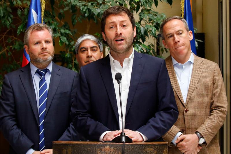 Agencia Uno - UDI propone modificaciones a partidos políticos