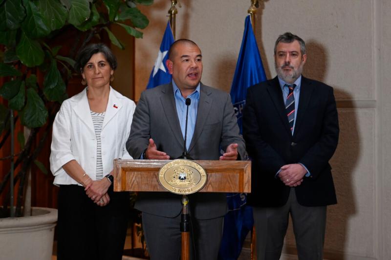 Agencia Uno - Gobierno de Boric por ley corta de isapres