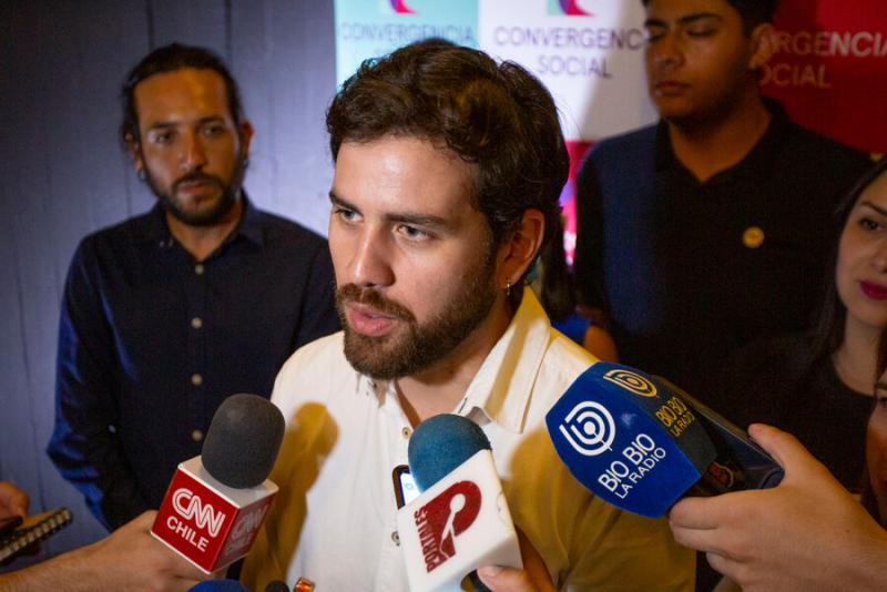 Agencia Uno - Diputado Diego Ibáñez cuestiona a senadora Rincón