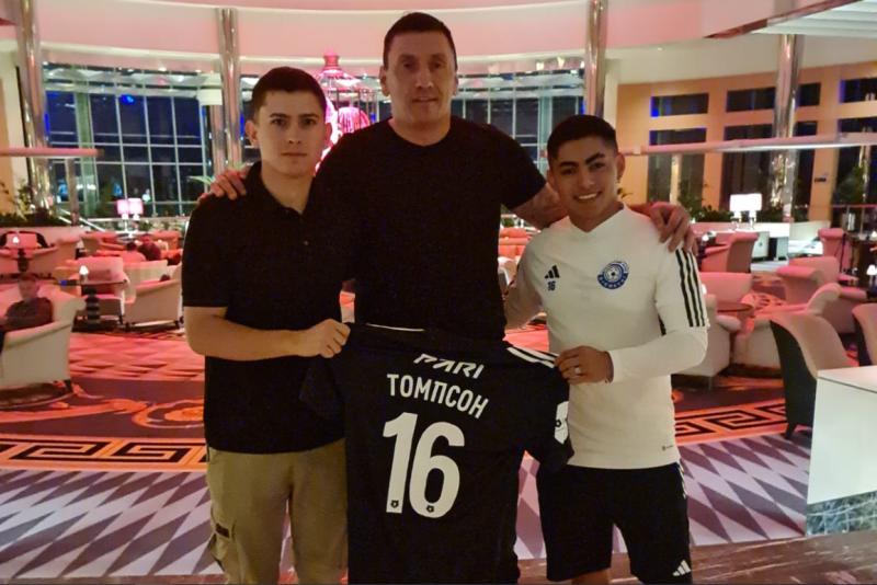 Publican primera imagen de Jordhy Thompson presentado en el Orenburg de Rusia