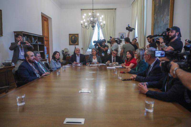 Agencia Uno - Reunión por reforma de pensiones