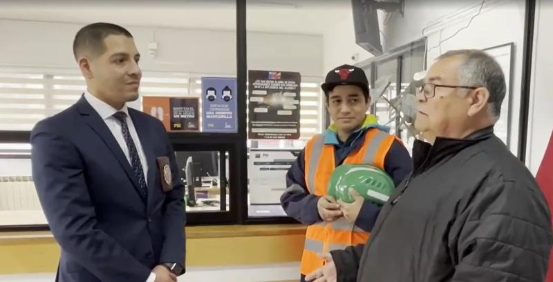 T13 - Belarmino Parra, recolector de basura que devolvió $27 millones