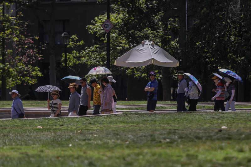 Agencia Uno - Ola de calor en Santiago