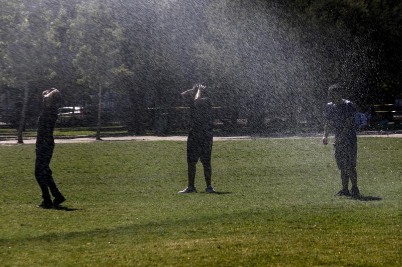 Agencia Uno - Nueva jornada de calor en la región Metropolitana