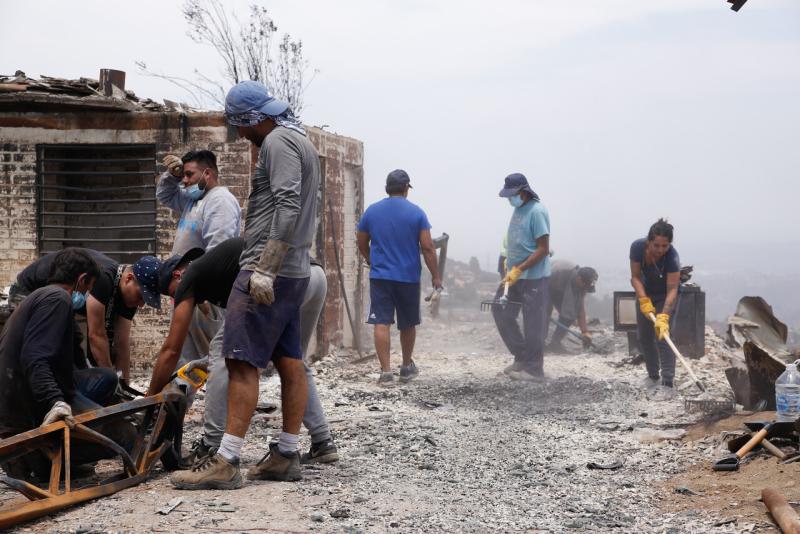 Viña del Mar hace llamado a voluntarios para ayudar en centros de acopio: ¿Cómo inscribirse?