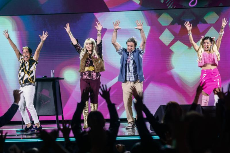 Agencia Uno - Los Larraín de "Casado con hijos" junto a Javiera Contador en Viña 2024