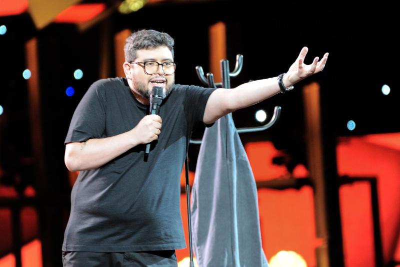 Agencia Uno - Luis Slimming en Viña 2024