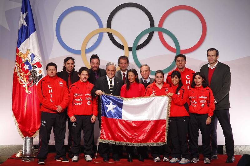 Despidiendo a los deportistas olímpicos camino a Londres 2012 - Créditos: Agencia UNO